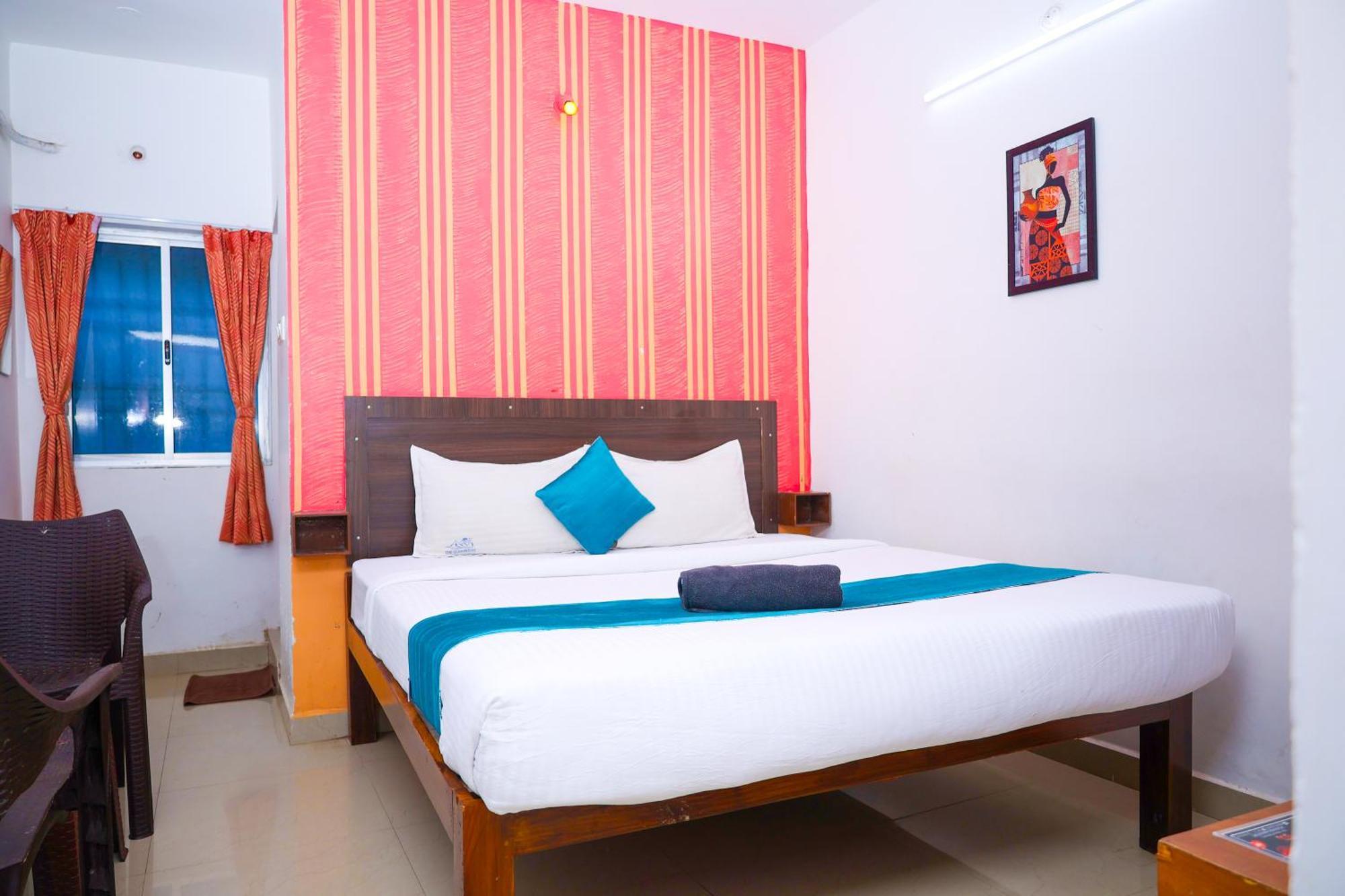The Club House Hotel Pondicherry Exterior photo